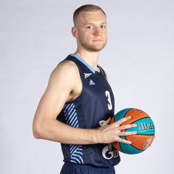 Photo of Denis Zakharov, 2021-2022 season