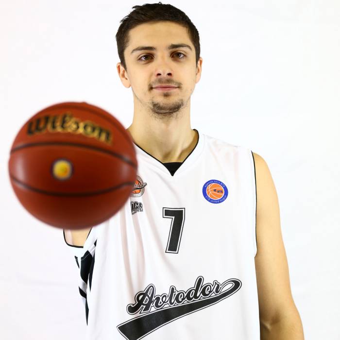 Foto de Anton Astapkovich, temporada 2016-2017