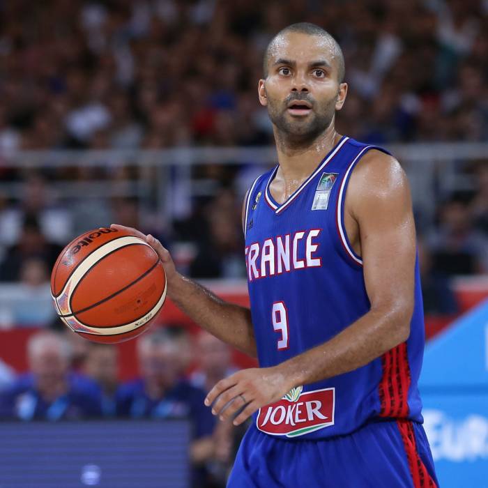 Photo of Tony Parker, 2015-2016 season