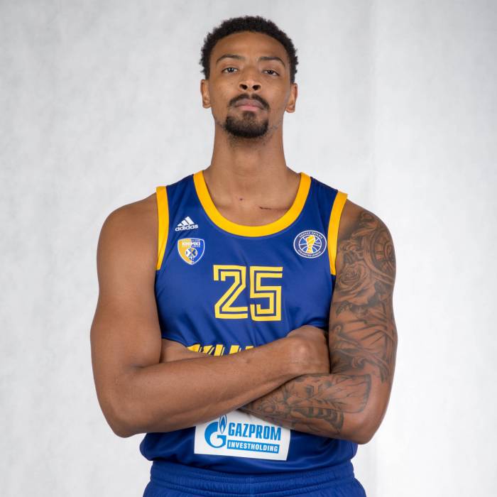 Foto de Jordan Mickey, temporada 2018-2019