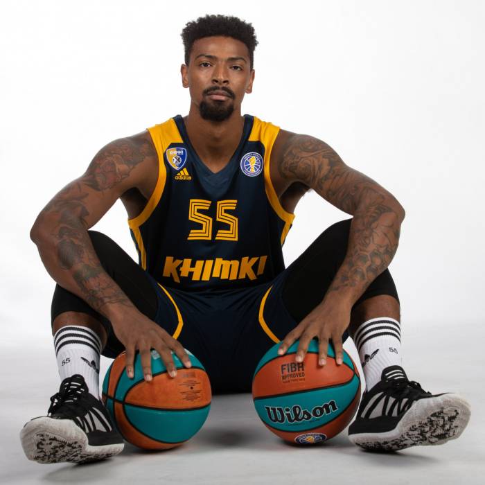 Foto de Jordan Mickey, temporada 2020-2021