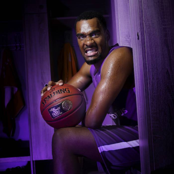 Foto de Darius Carter, temporada 2019-2020