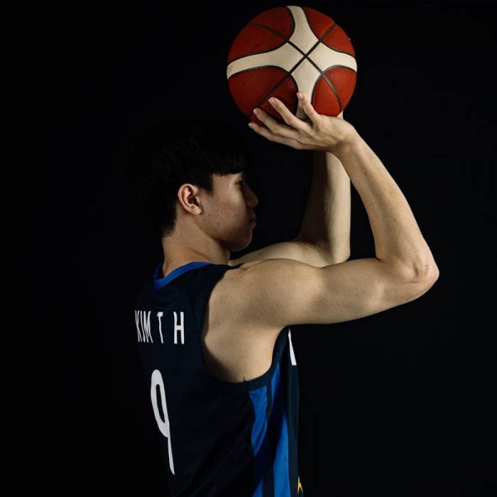 Photo of Taehun Kim, 2021-2022 season