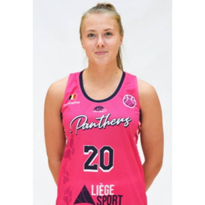 Photo of Marie Peeters, 2021-2022 season