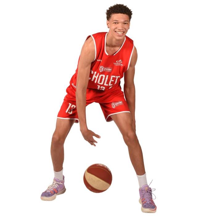 Photo of Tidjane Salaun, 2021-2022 season