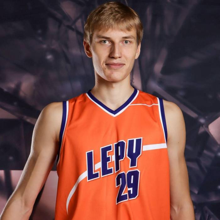 Photo of Lauri Maki, 2021-2022 season