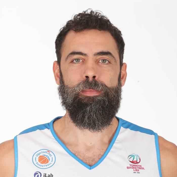 Foto de Cevher Ozer, temporada 2021-2022