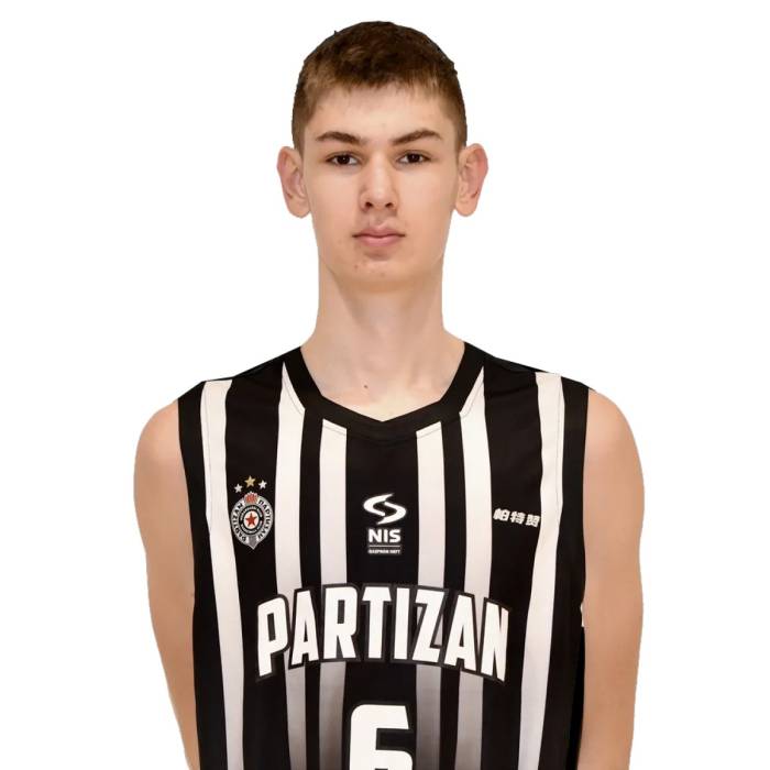 Photo de Filip Puzic, saison 2021-2022