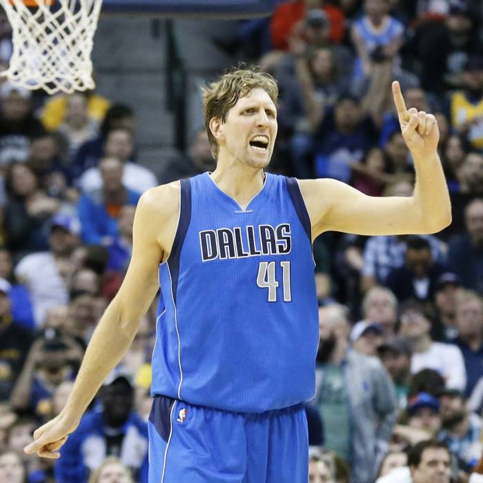 Photo of Dirk Nowitzki, 2015-2016 season