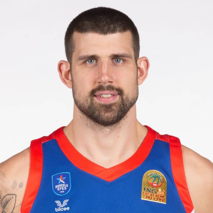 Foto de Adrien Moerman, temporada 2021-2022