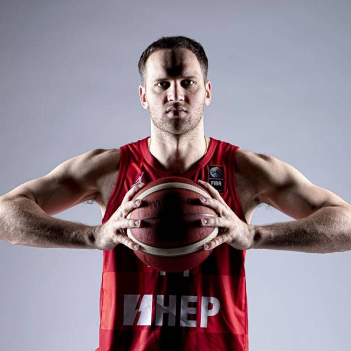 Photo of Bojan Bogdanovic, 2021-2022 season