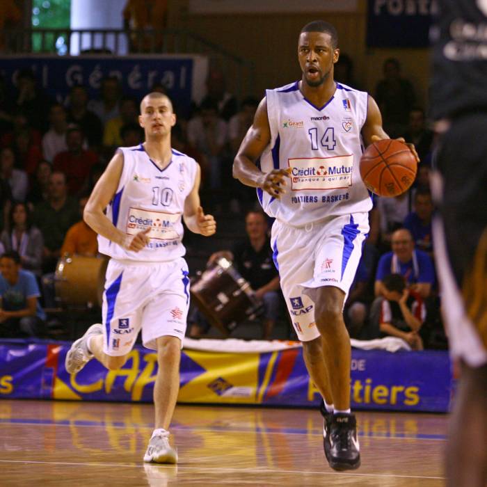 Foto de Kenny Younger, temporada 2007-2008