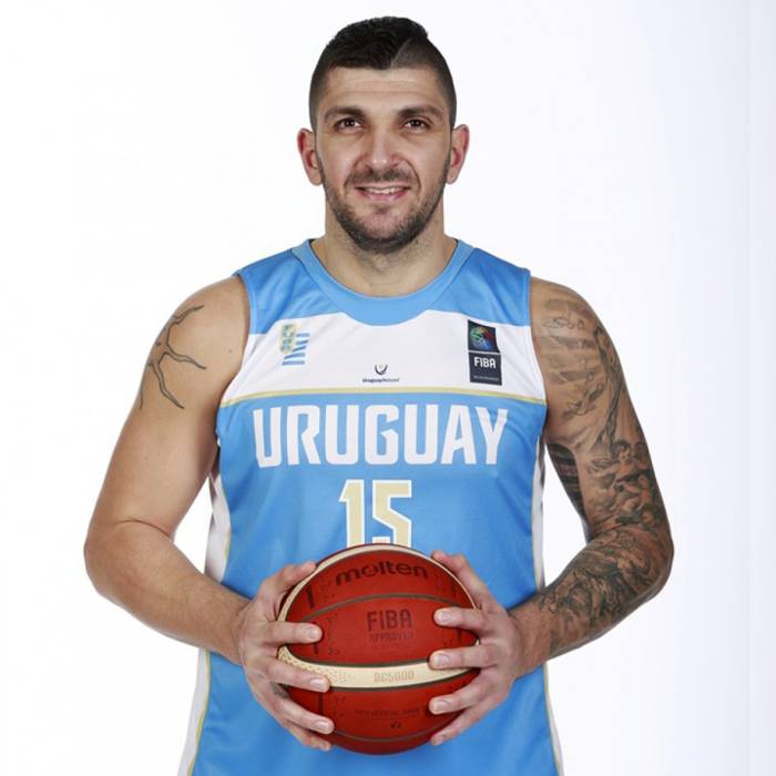 Photo of Esteban Batista, 2021-2022 season