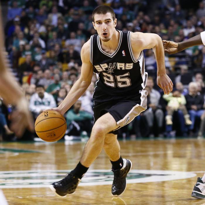 Photo de Nando De Colo, saison 2012-2013