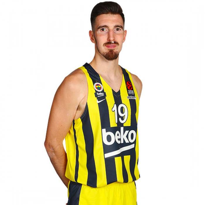 Photo de Nando De Colo, saison 2019-2020