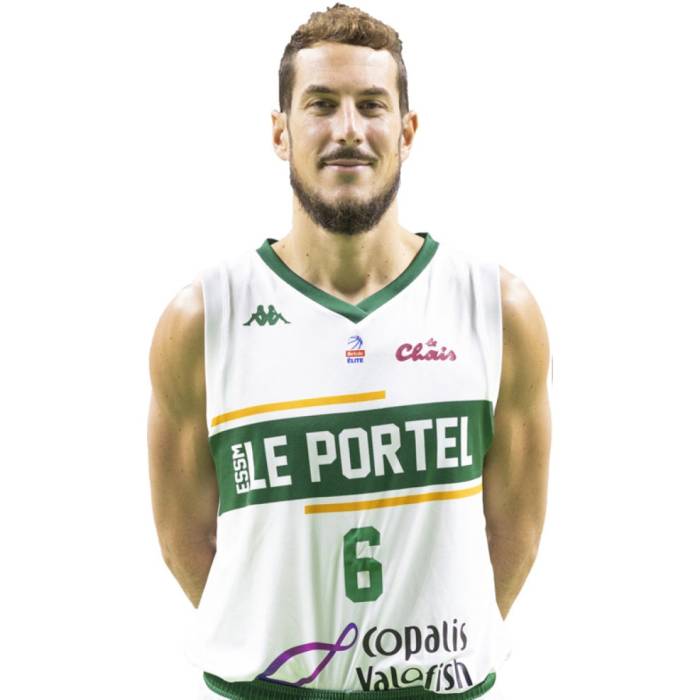 Foto de Benoit Mangin, temporada 2021-2022