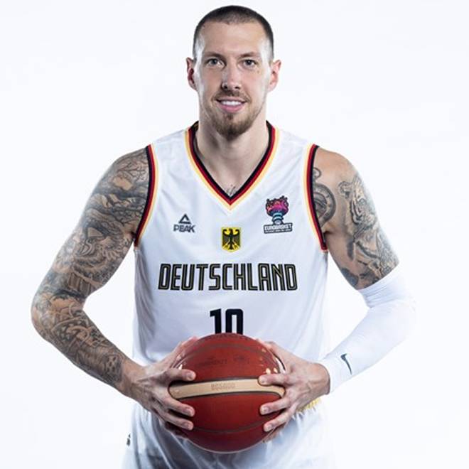 Foto de Daniel Theis, temporada 2022-2023