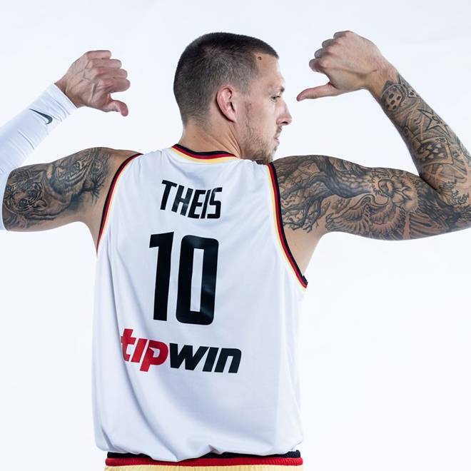 Foto di Daniel Theis, stagione 2022-2023