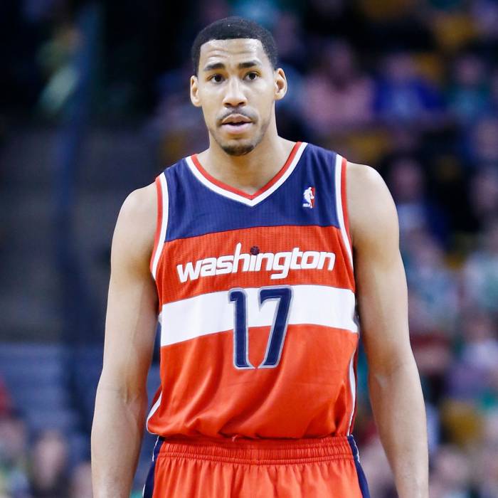 Photo of Garrett Temple, 2012-2013 season