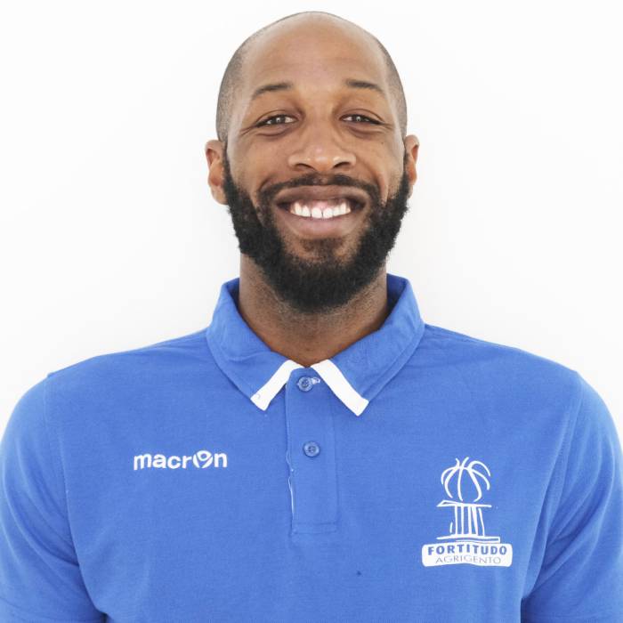 Photo of Tony Easley, 2019-2020 season