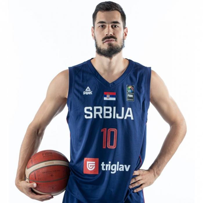 Photo of Nikola Kalinic, 2021-2022 season