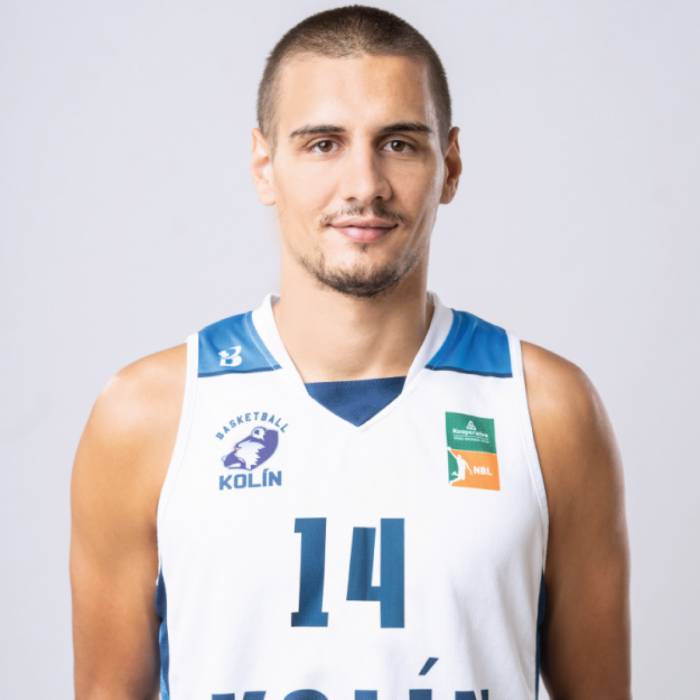 Foto de Luka Igrutinovic, temporada 2019-2020