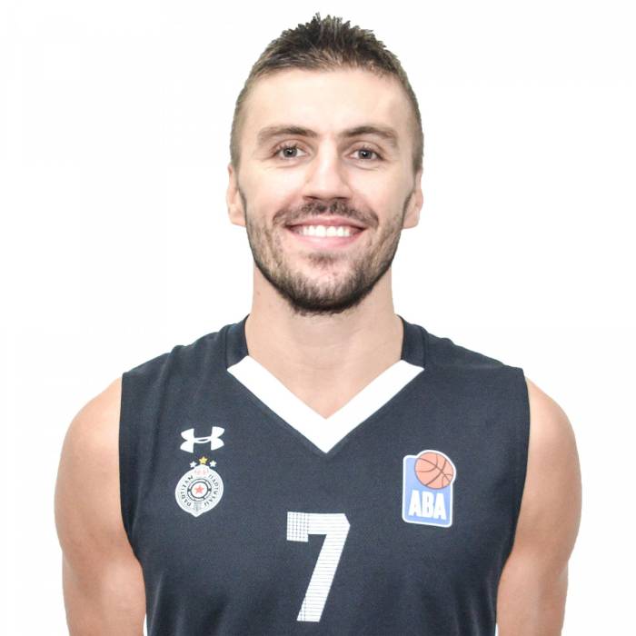 Photo of Nemanja Gordic, 2019-2020 season