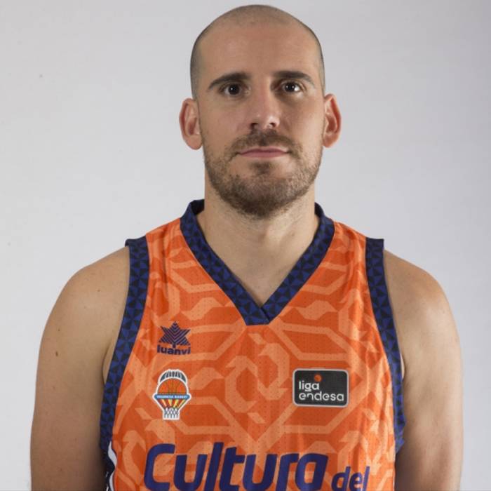 Photo of Quino Colom, 2020-2021 season