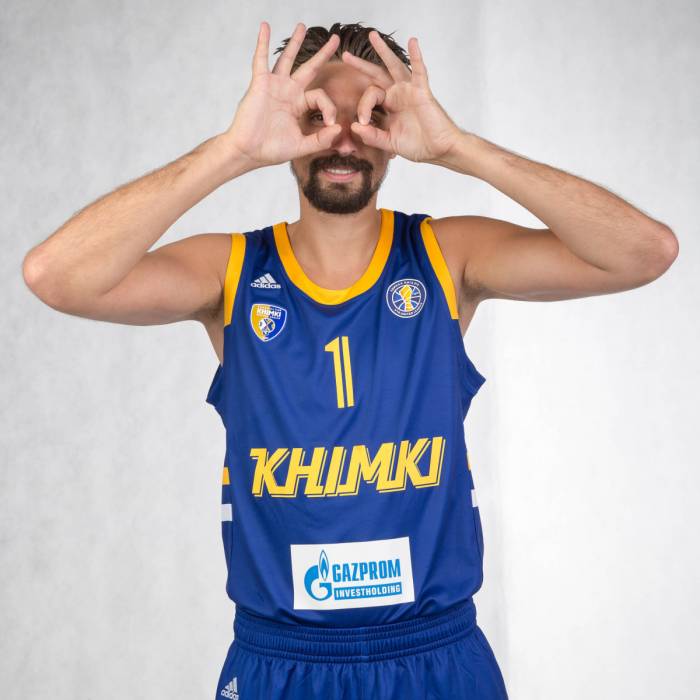 Foto di Alexey Shved, stagione 2018-2019