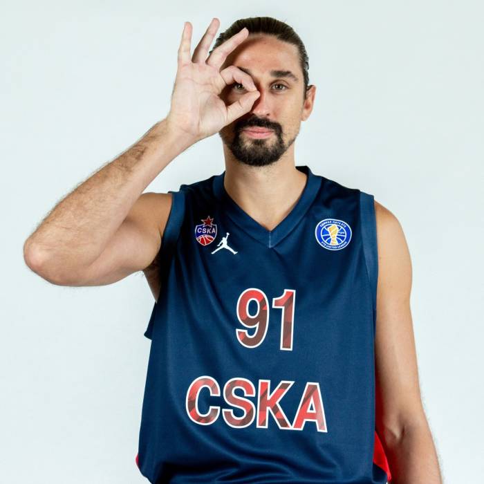 Foto di Alexey Shved, stagione 2021-2022