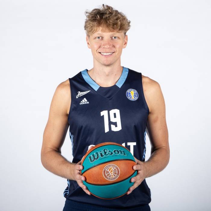 Photo of Mindaugas Kuzminskas, 2021-2022 season