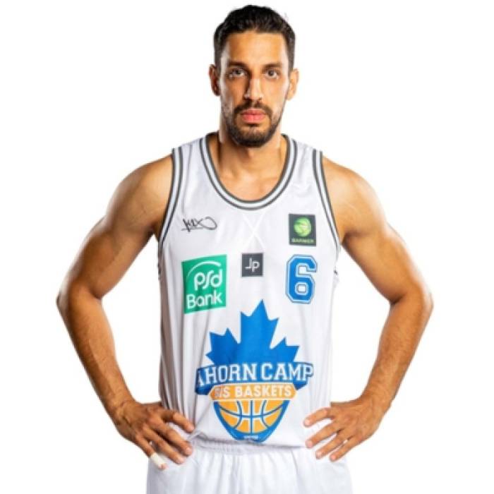 Photo of Marc Liyanage, 2021-2022 season