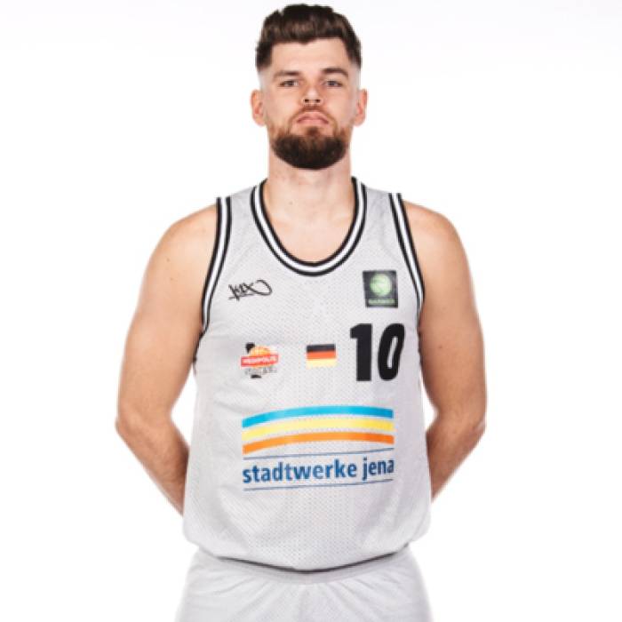 Photo of Julius Wolf, 2021-2022 season