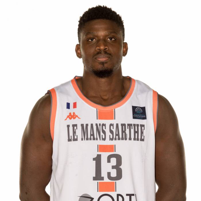 Photo of Mouphtaou Yarou, 2016-2017 season