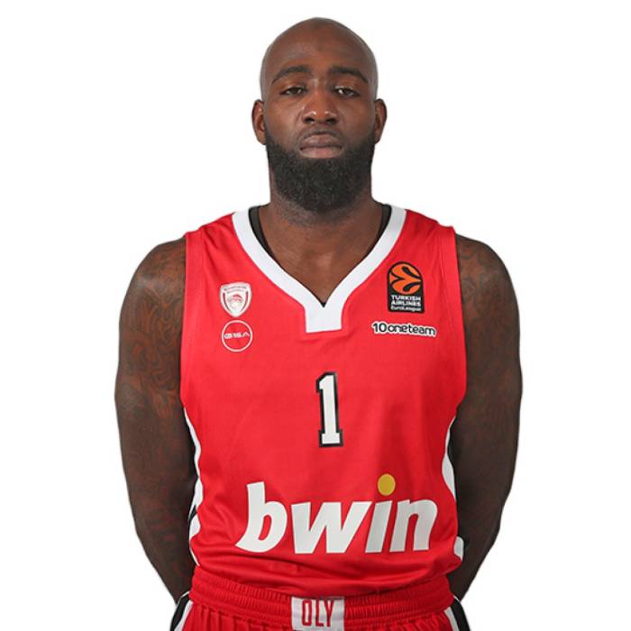 Foto de Quincy Acy, temporada 2021-2022