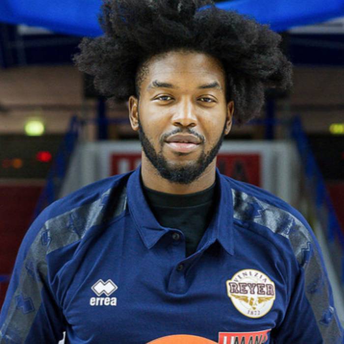 Photo of Julyan Stone, 2018-2019 season