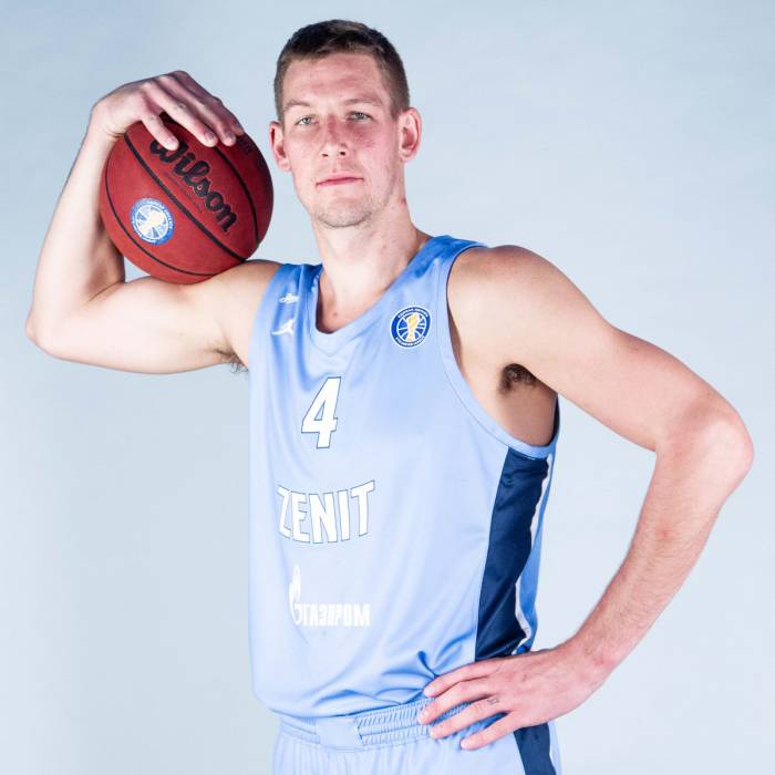 Foto de Colton Iverson, temporada 2019-2020