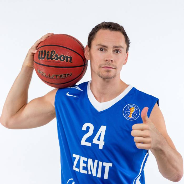 Photo de Kyle Kuric, saison 2017-2018