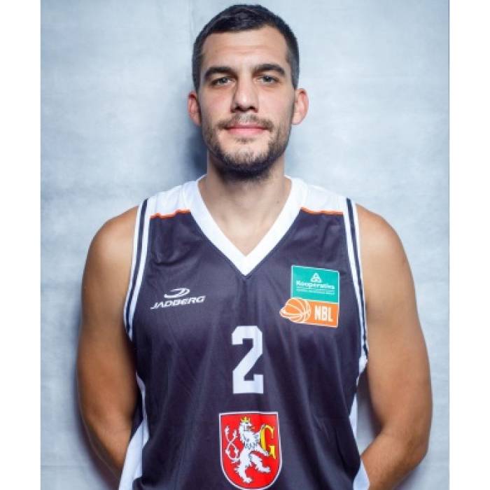 Foto di Nikola Pesakovic, stagione 2021-2022