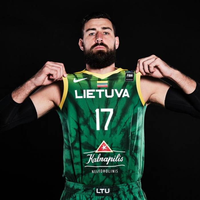 Photo of Jonas Valanciunas, 2021-2022 season