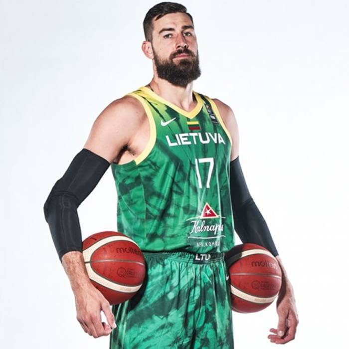 Photo of Jonas Valanciunas, 2021-2022 season