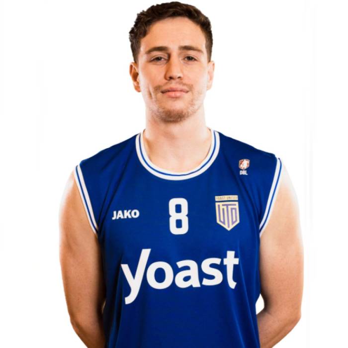 Foto de Matthew Van Tongeren, temporada 2021-2022