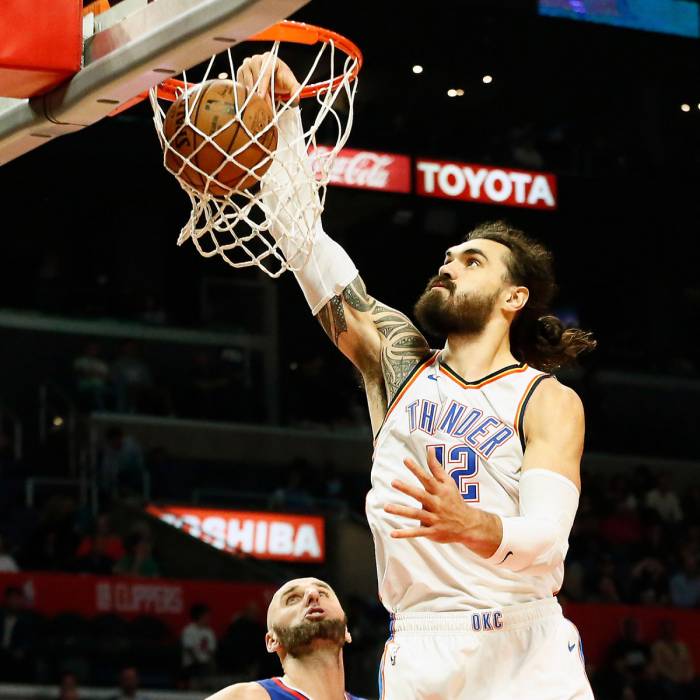 Photo of Steven Adams, 2018-2019 season