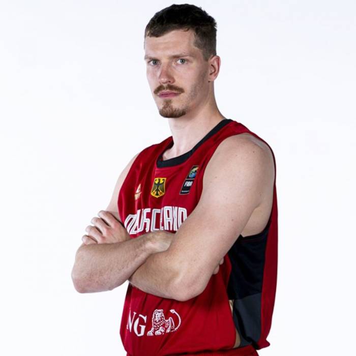 Photo of Andreas Obst, 2021-2022 season