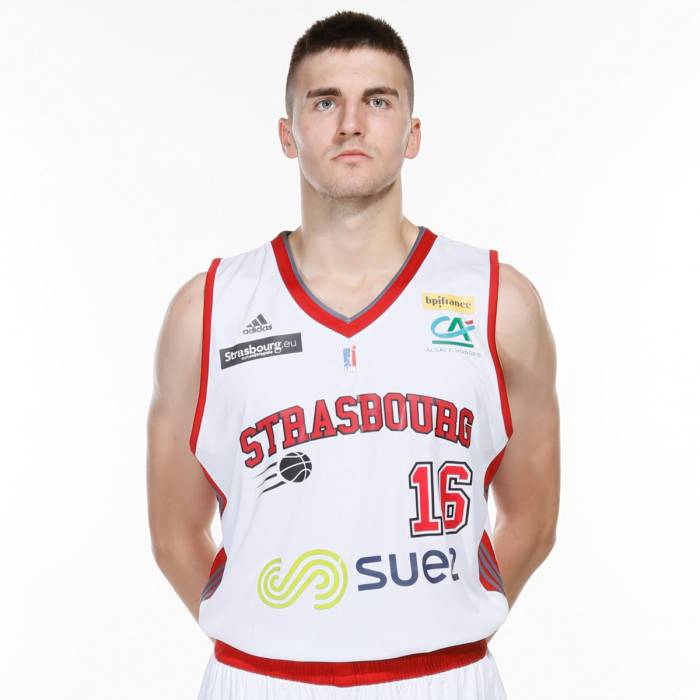 Photo of Olivier Cortale, 2016-2017 season