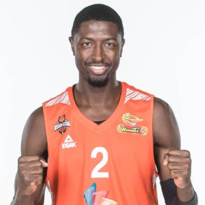 Foto de Maurice Kemp, temporada 2021-2022