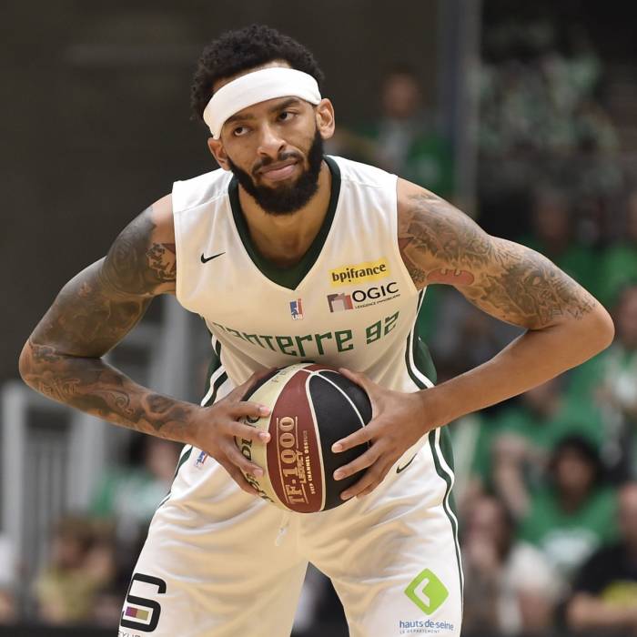 Photo de Terran Petteway, saison 2017-2018