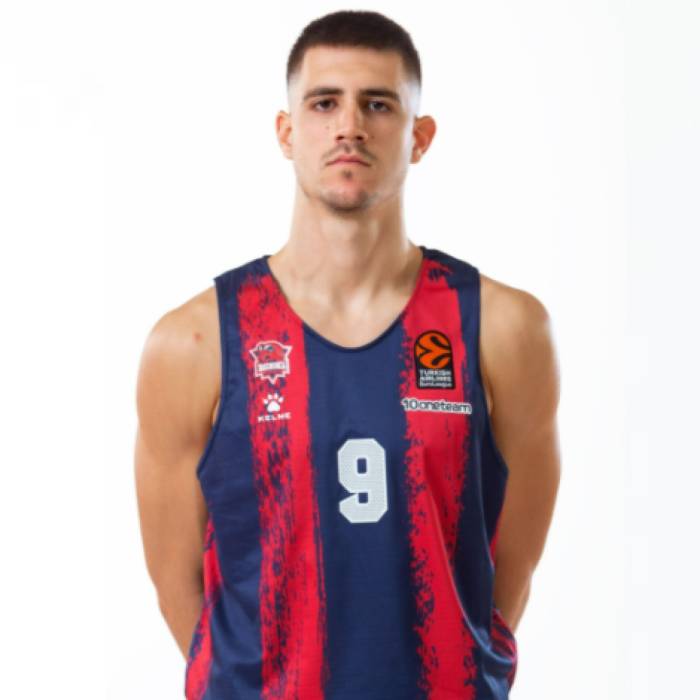 Foto de Vanja Marinkovic, temporada 2021-2022