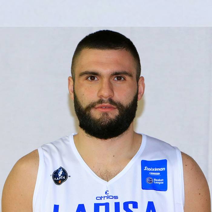 Foto de Nikos Kamaras, temporada 2020-2021