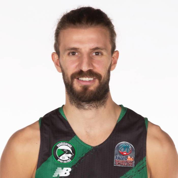 Foto de Dogus Ozdemiroglu, temporada 2021-2022